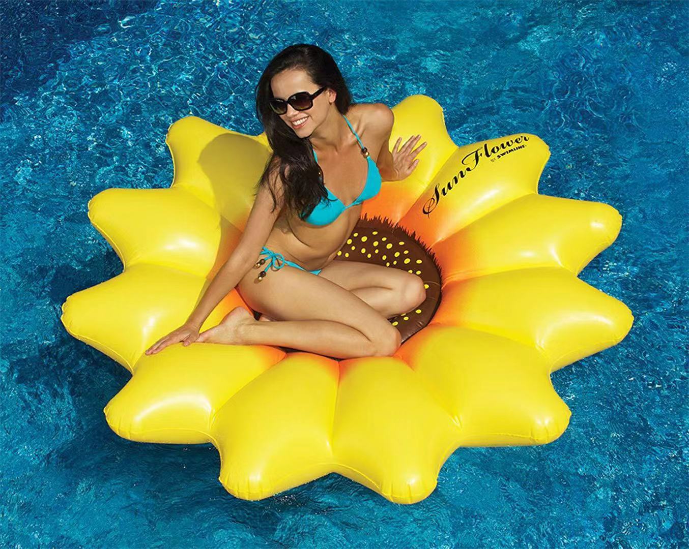 Outdoor Sunflower Pool Float 