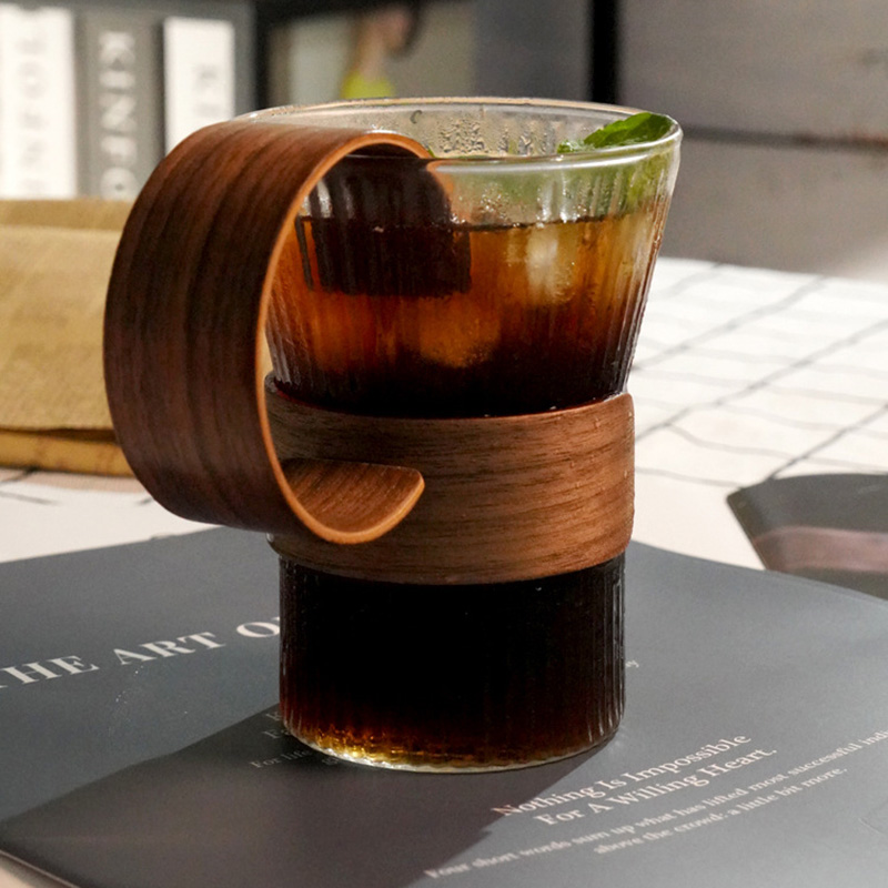 Ragusa cooler glass tumbler with wooden strap