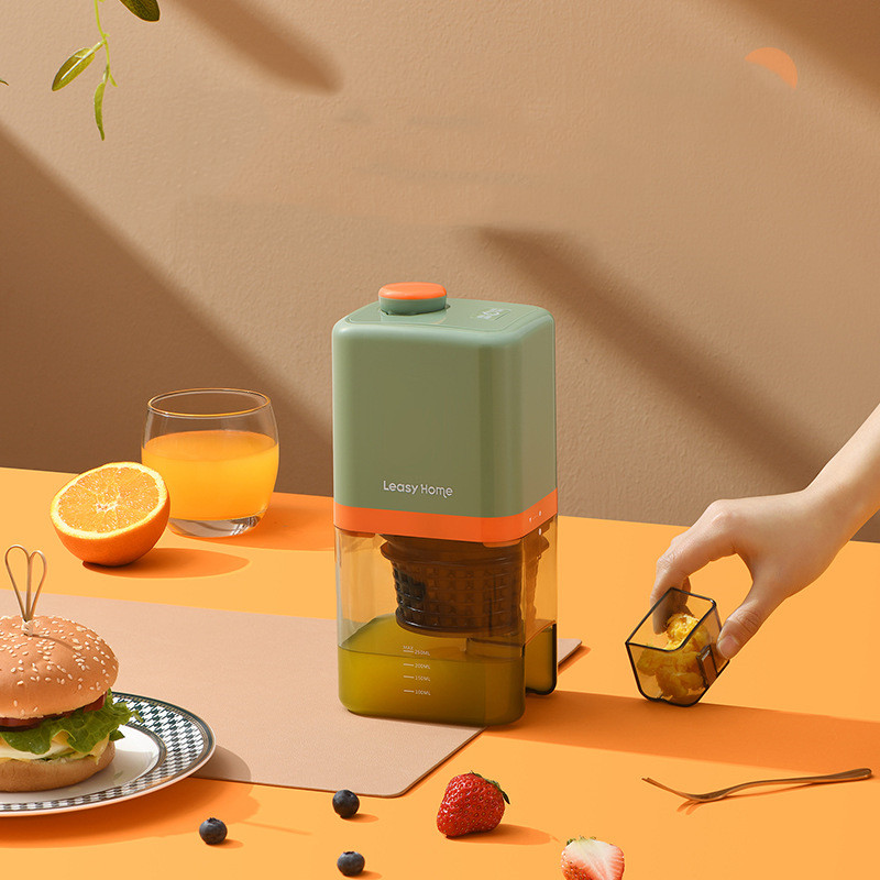 Portable Wireless Mini Juice Machine For Home Use CJdropshipping