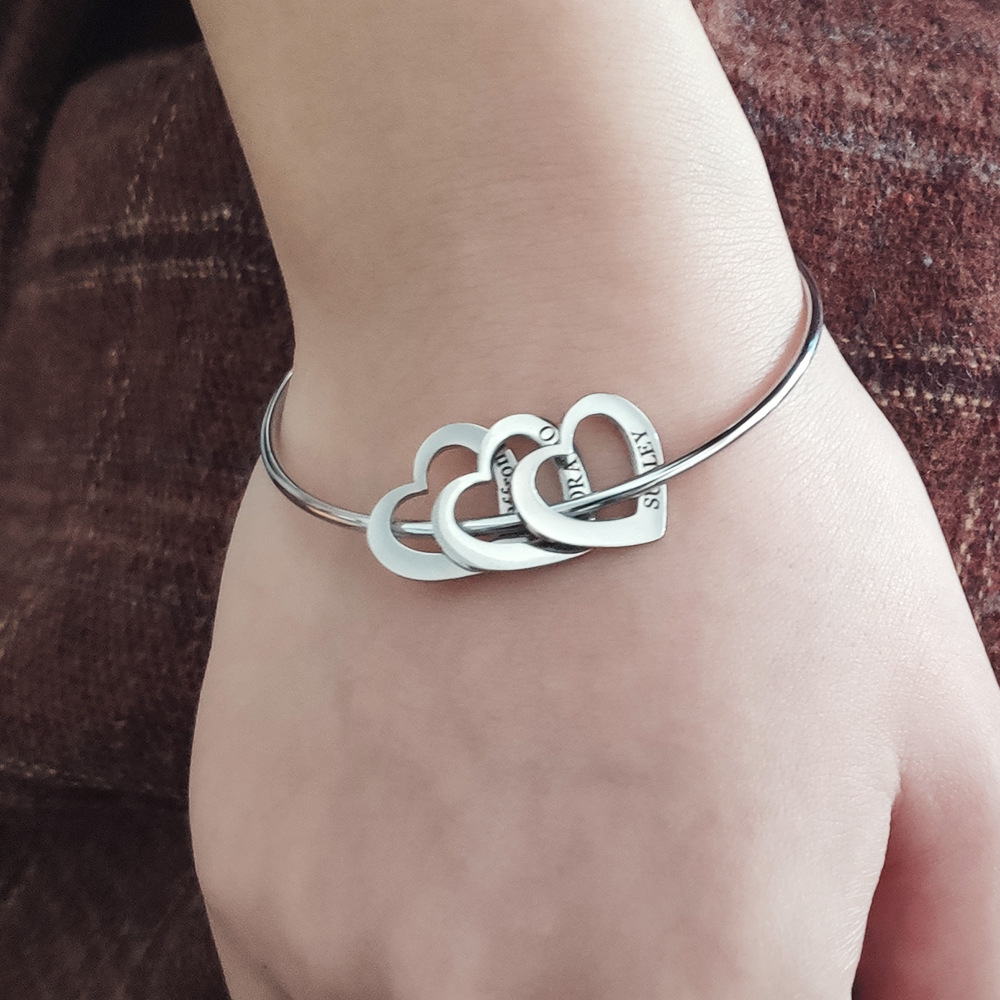 gift for her gift for women gift for mother mom mum Mother's Day Personalized Bracelet with up to 10 custom heart-shaped rings