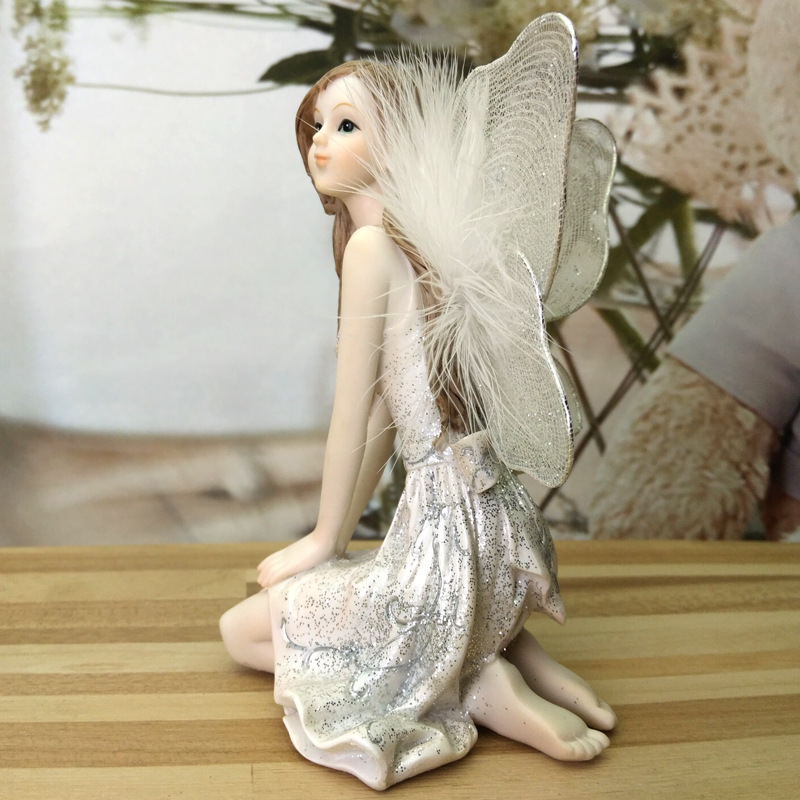 statuette ange femme agenouillée 