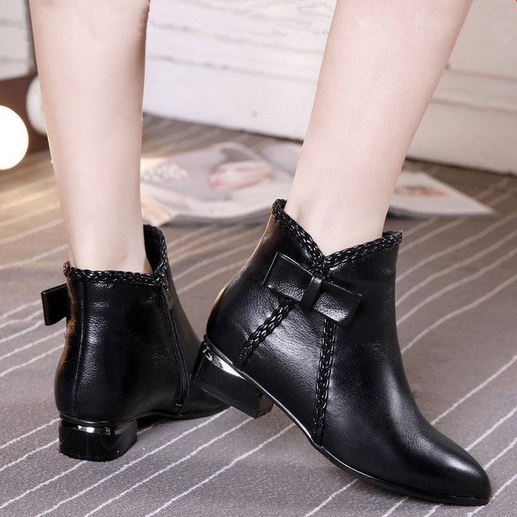 Women's Thick Mid-heel Short Boots Pointed Martin Boots
