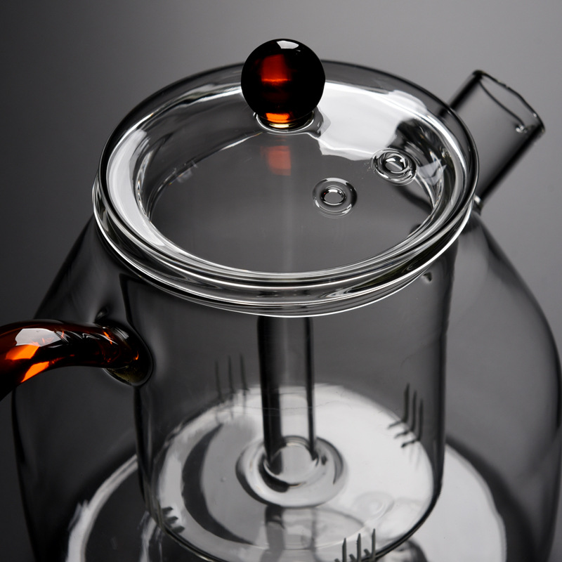 London glass teapot with glass infuser detail