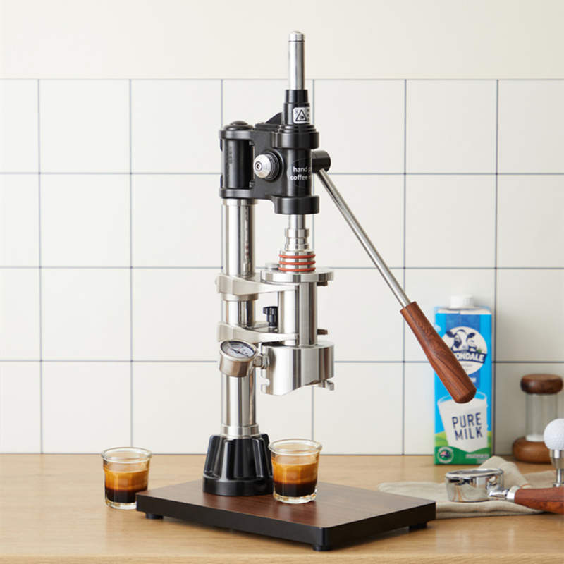 Elevate Your Coffee Experience with a Manual Lever Espresso Machine
