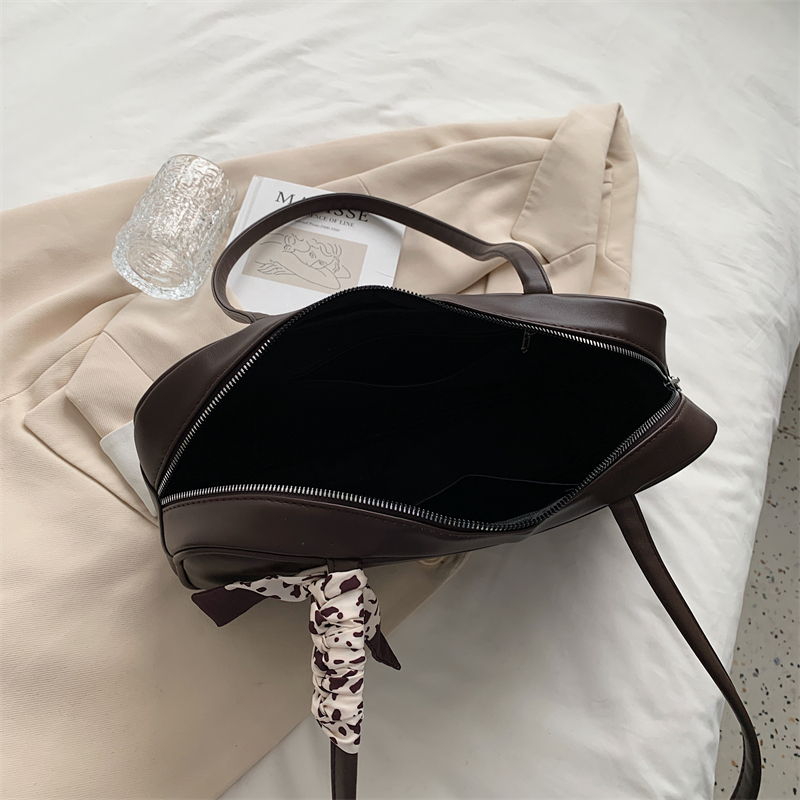 Fashion Silk Scarf Leather Shoulder Bag