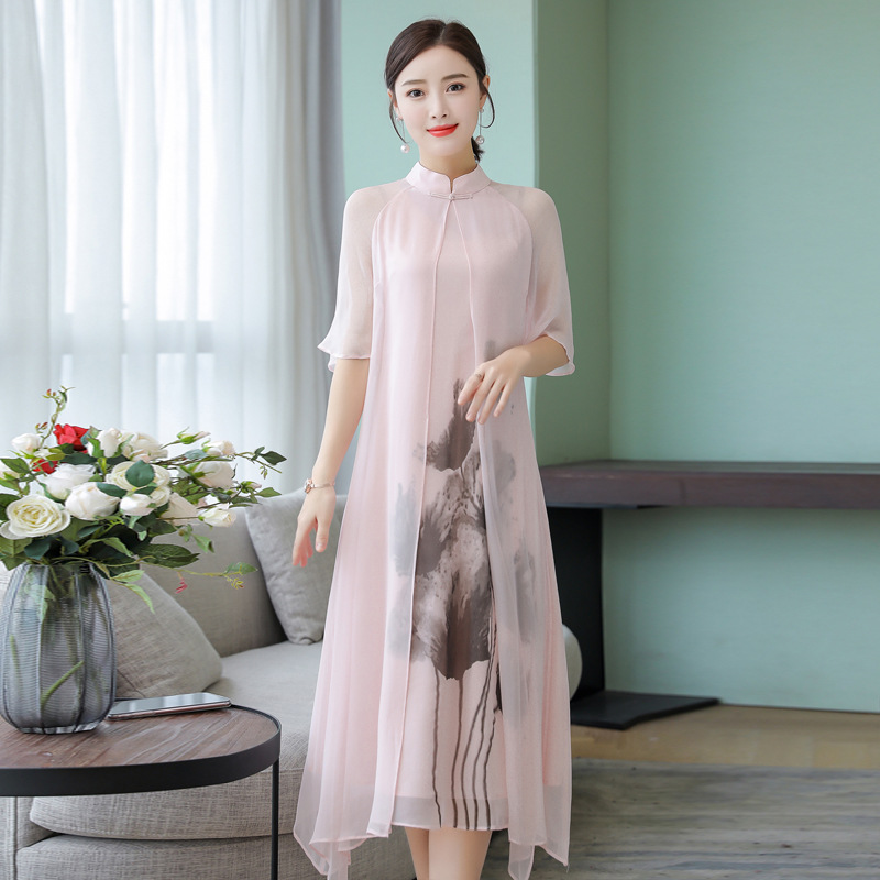 Traditional Cheongsam Dress - A Timeless Fashion Statement