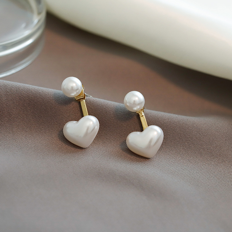 heart pearl earrings