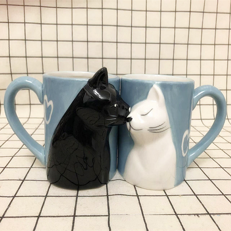 gift for pet lovers, cat lovers, cat owner, Three-dimensional Cat Couple Kissing Ceramic Mug
