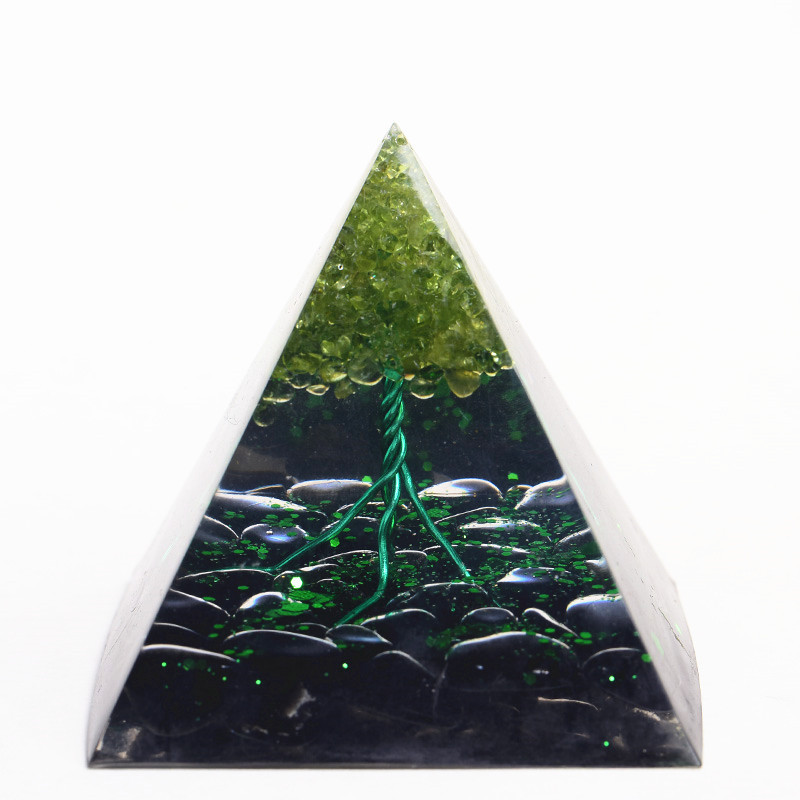 Natural Crystal Gravel Energy Tower