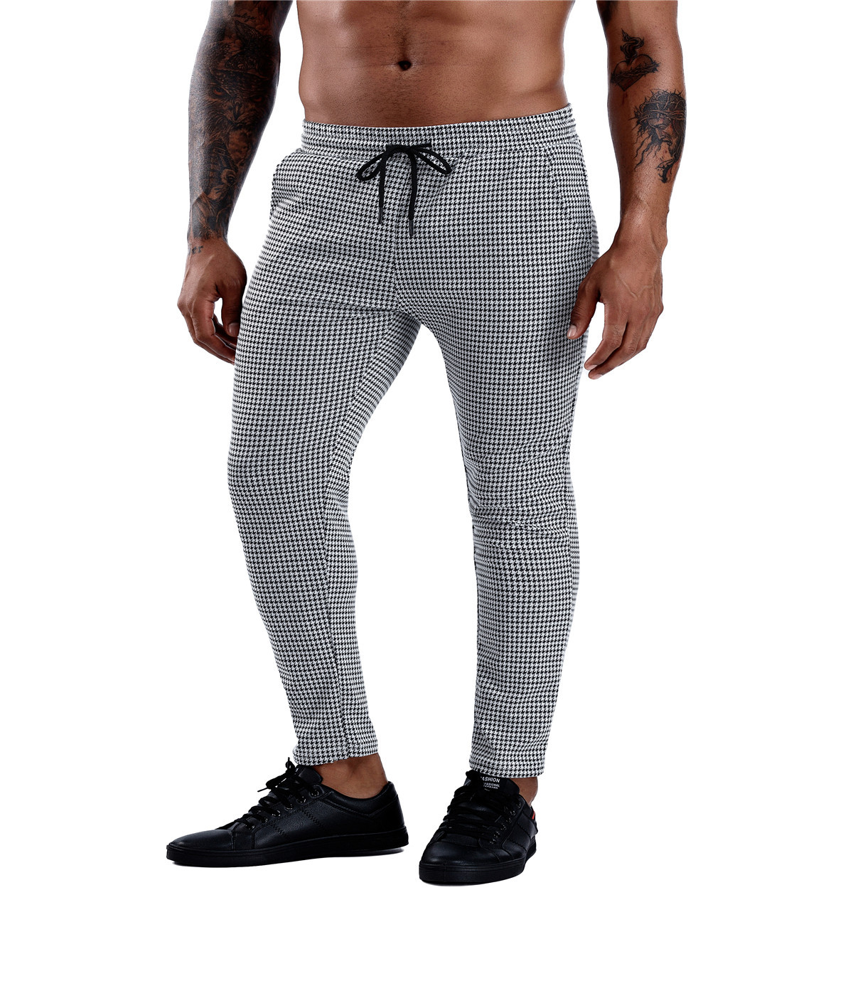 fa21f2ba 7e64 4bea afad a79acc9b023b - Tapered leg men's checkered trousers