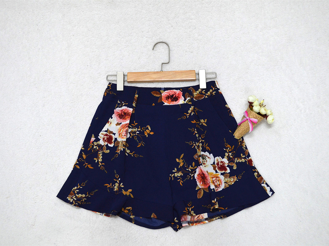 fba9db17 392c 4230 a40d ad8acd5967e5 - Summer Floral Shorts